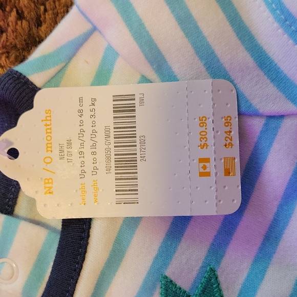 Gymboree Newborn Romper - Picture 2 of 3